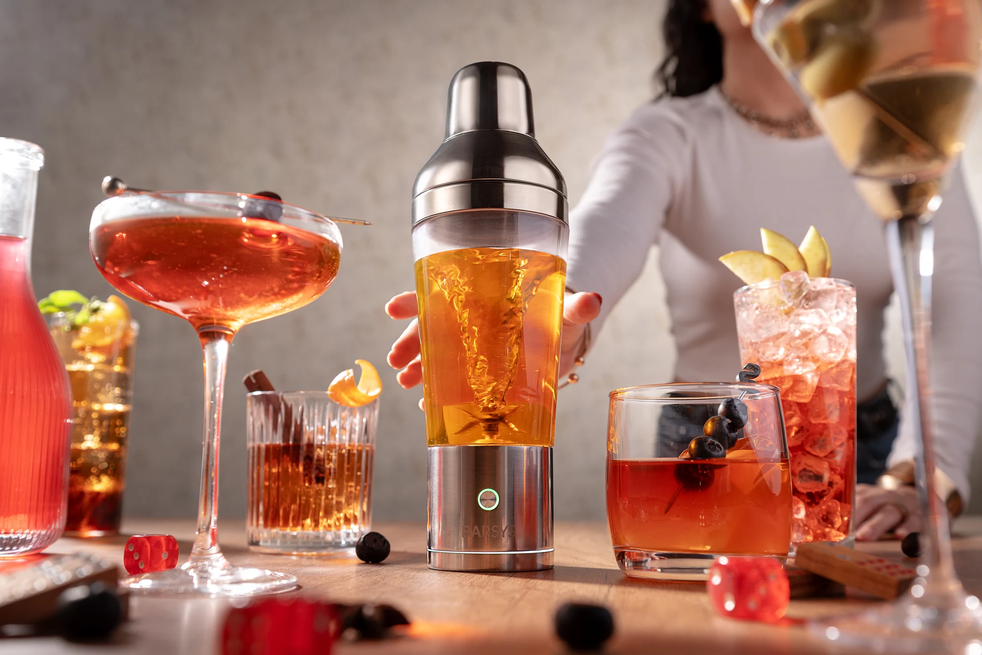 Shaker Pro in company, with cocktails being prepared